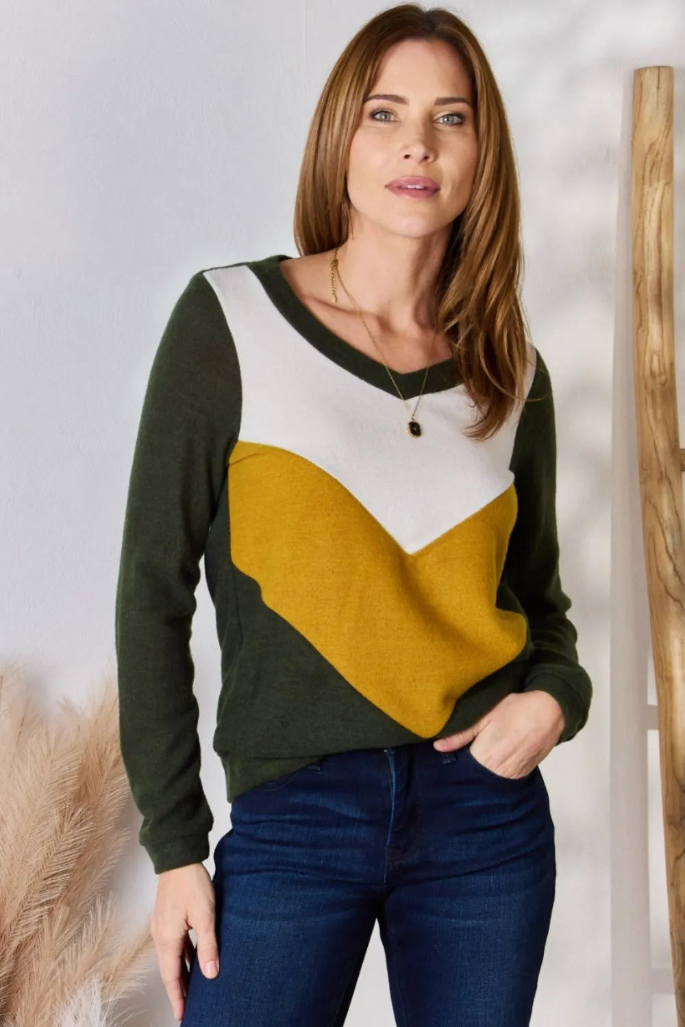 Trendy Colorblock V-Neck Top