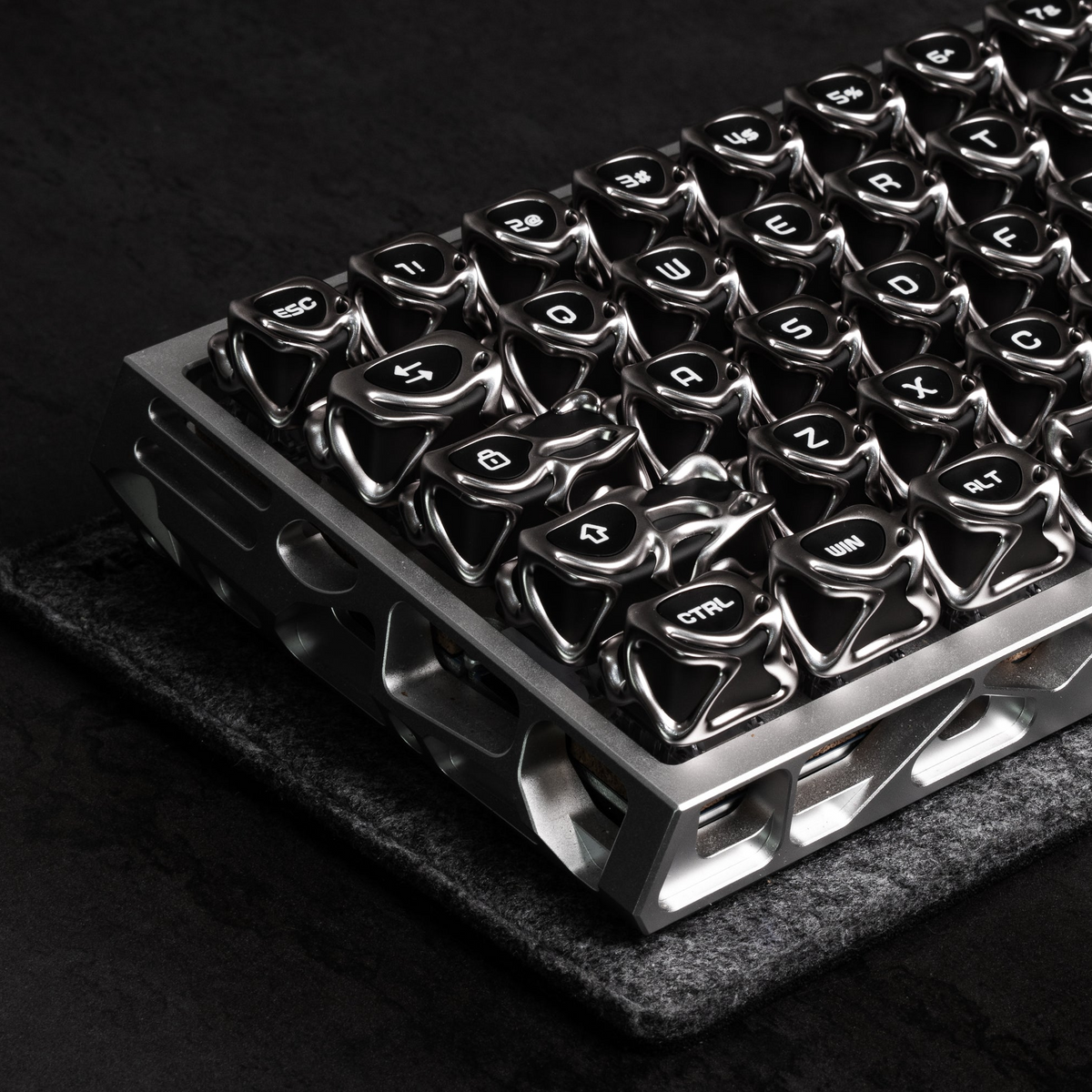 XVX Venom Themed Liquid Metallic Electroplating ABS+PC Keycap Set