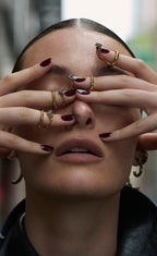 Amina Nail-Crown