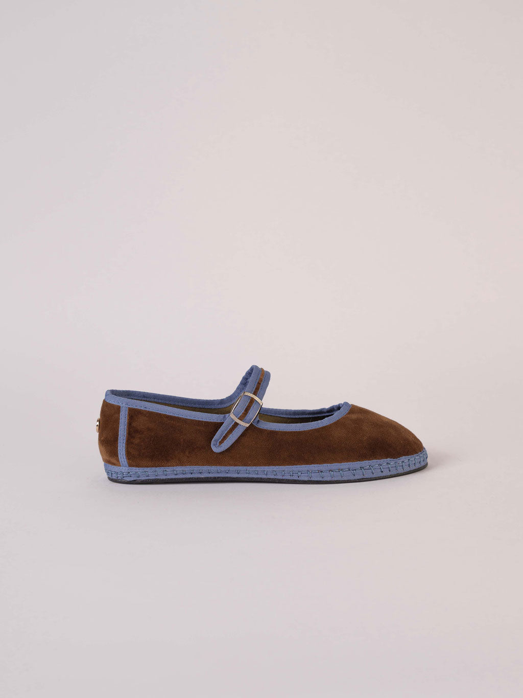 Svetis Mary Jane Camel